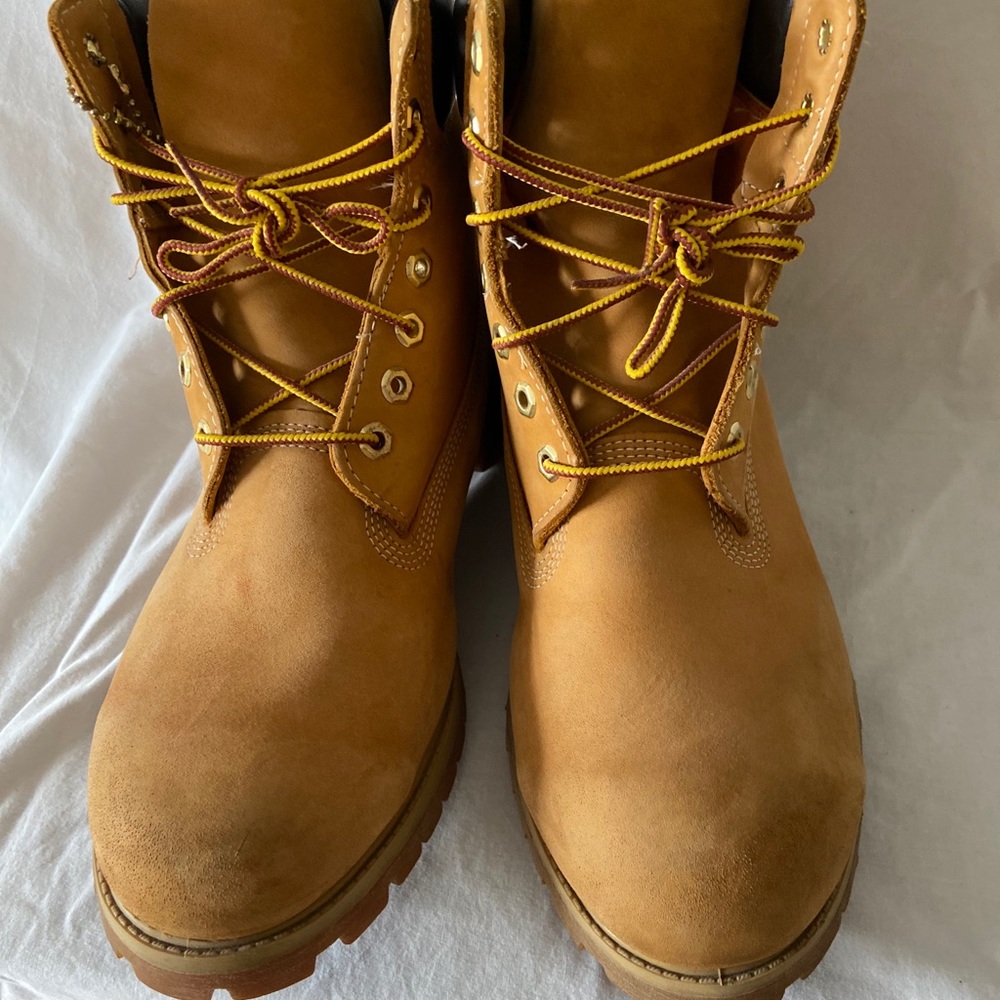 Timberlands - Picture 3 of 4